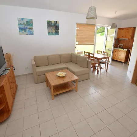 アパート Retreat With Garden Views Dolní Lánov