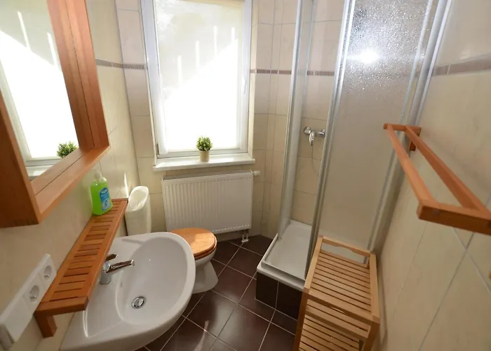 Retreat With Garden Views Apartament